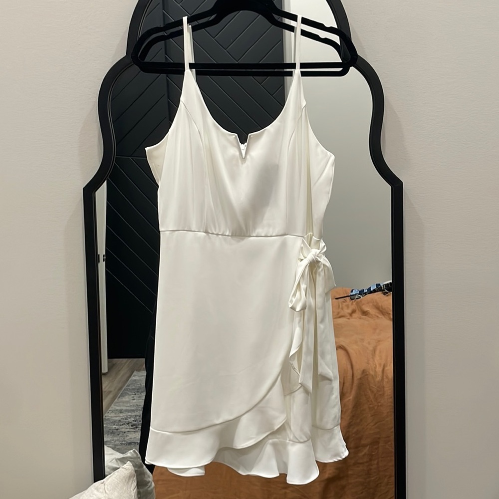V-Notch Ruffled Wrap Skirt w/ Tie